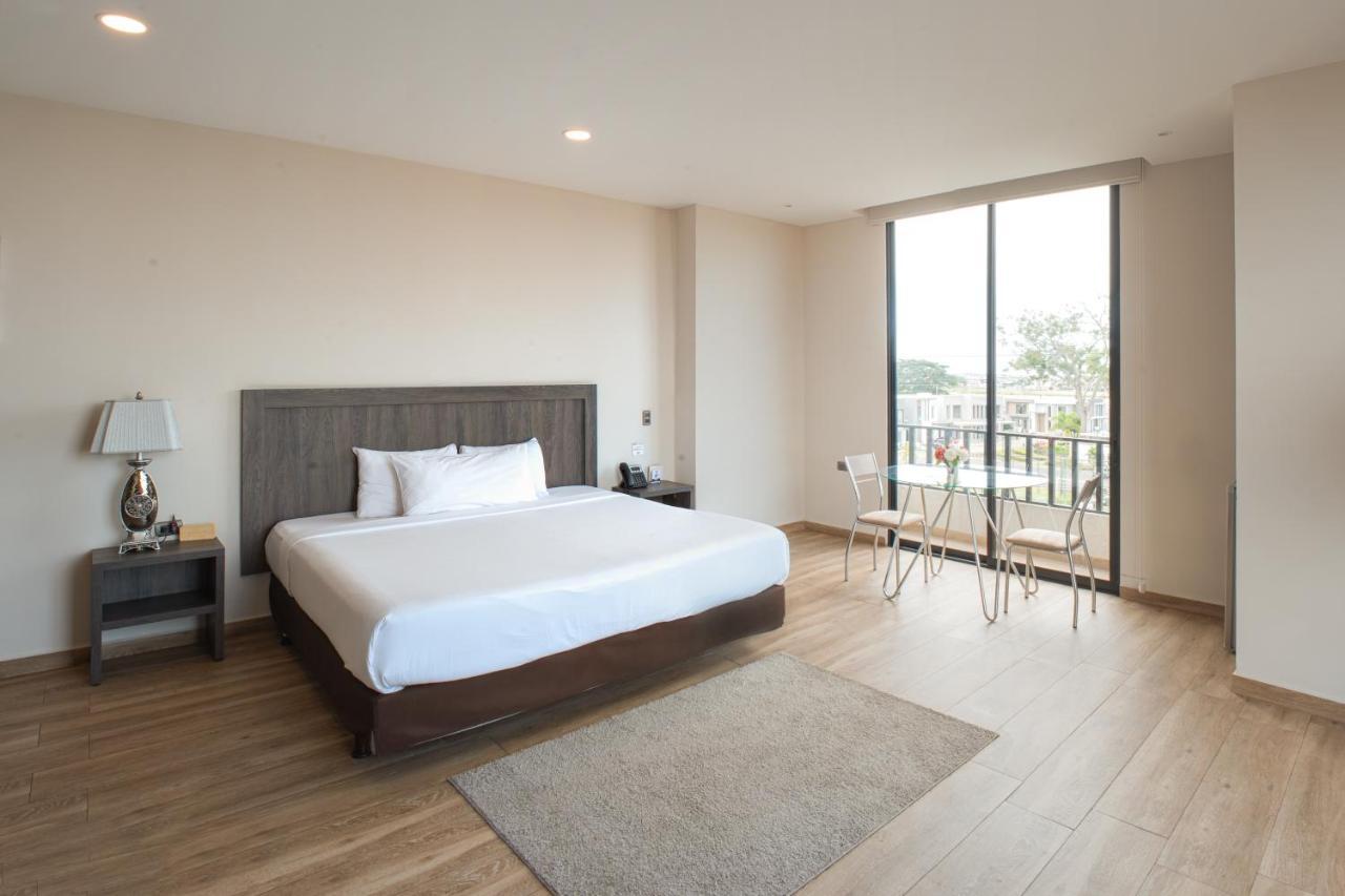 REEC Machala by Oro Verde Hotels Exterior foto